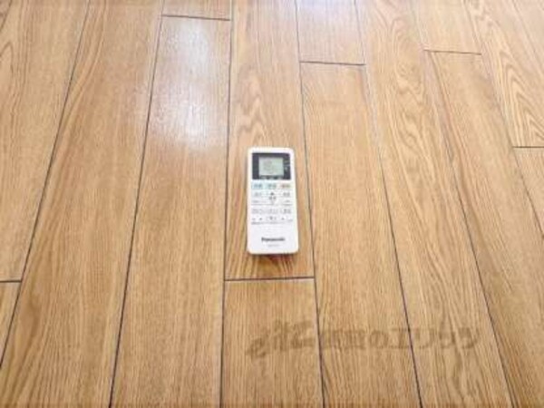 エアコンリモコン