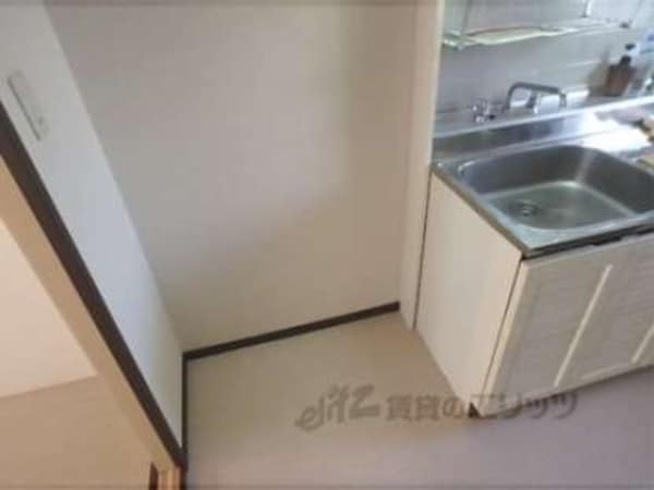 冷蔵庫置場