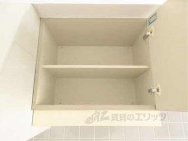 上部収納