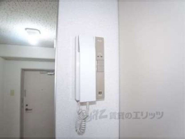 インターホン(オートロック付です)