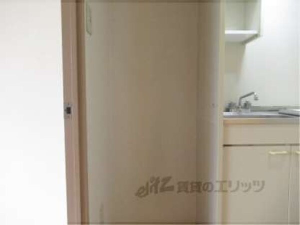 冷蔵庫置場