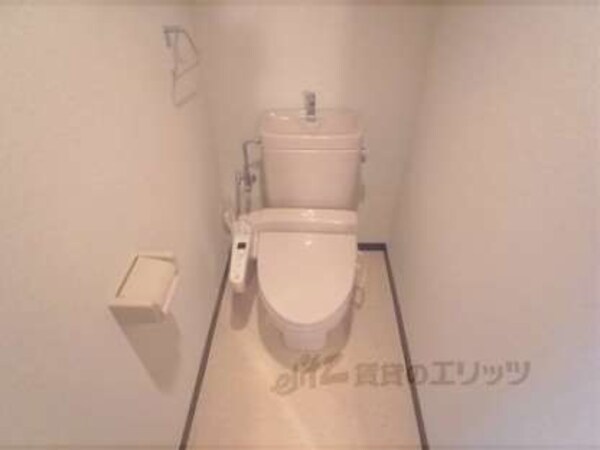 トイレ(ウォシュレット付き)