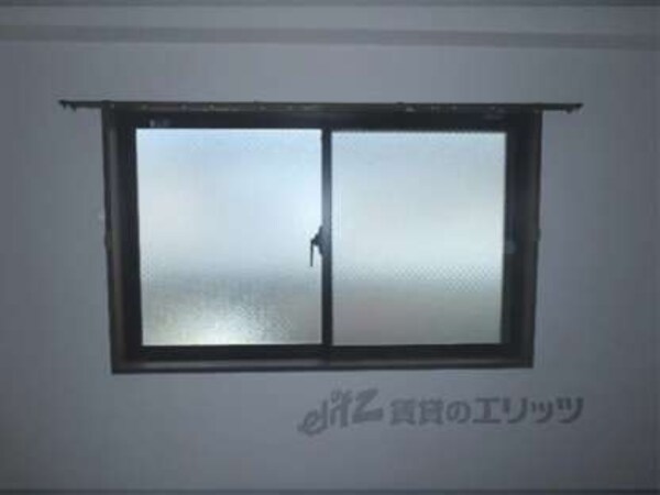 出窓