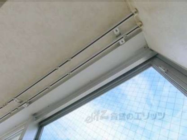 カーテンレール