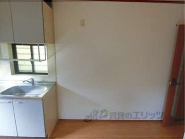 冷蔵庫置場