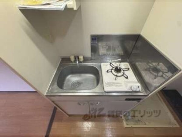冷蔵庫置場