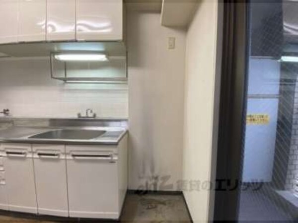 冷蔵庫置場