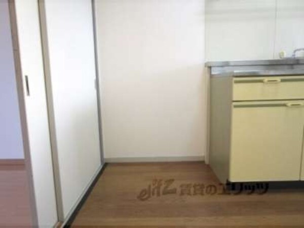 冷蔵庫置場