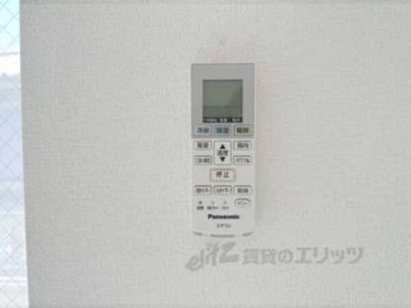 エアコンリモコン