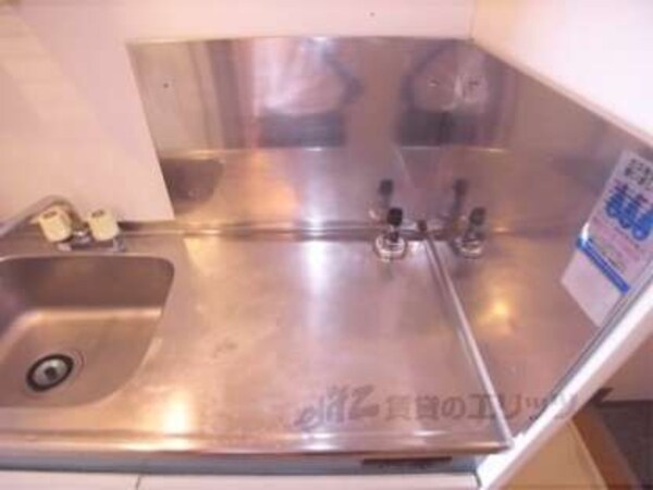 キッチン(ガスコンロ１口置けます。)