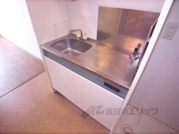 キッチン(１口コンロ置けます。)