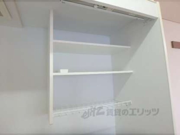 キッチン上収納
