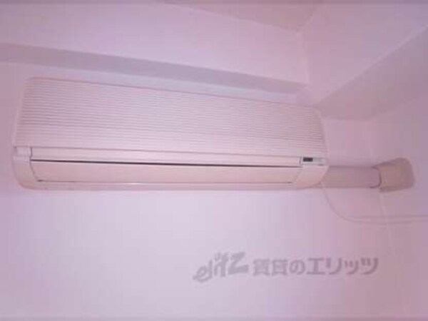 エアコン(使いすぎにはご注意くださいね)