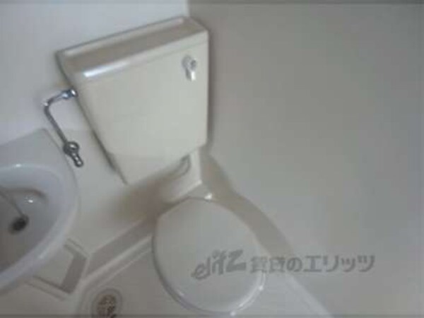 ユニットバス(お風呂とトイレの掃除が一度で済みます)