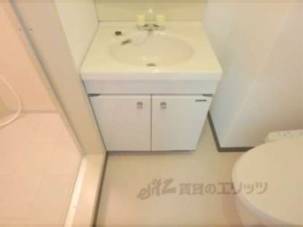 下収納