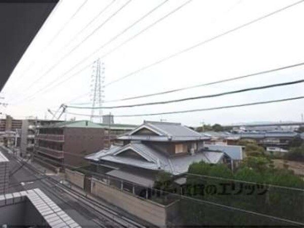 眺望(３階で周りの建物より高いです)