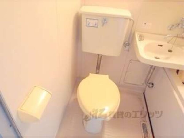 トイレ(ユニットバスのトイレです)