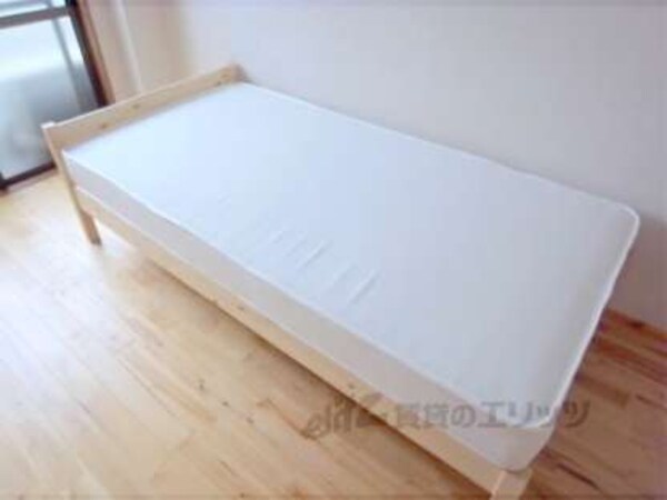 ベッド