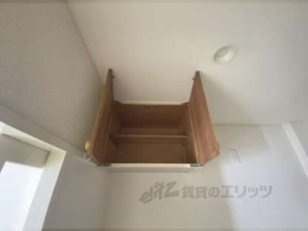 上部収納