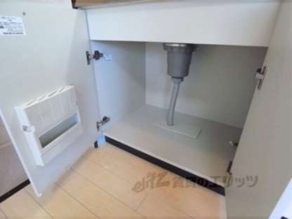 キッチン下部収納