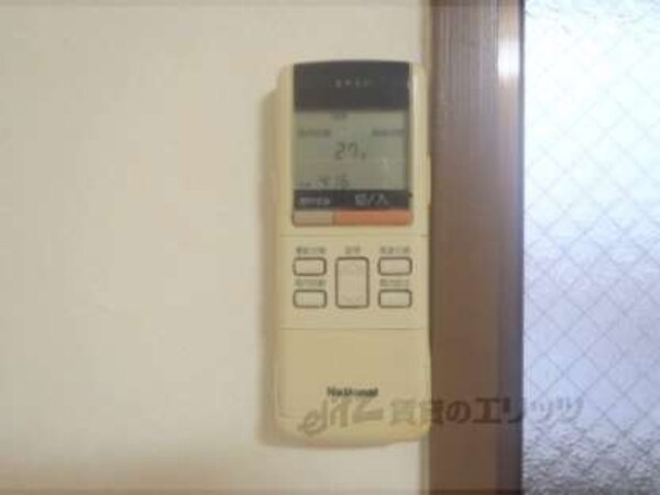 エアコンリモコン