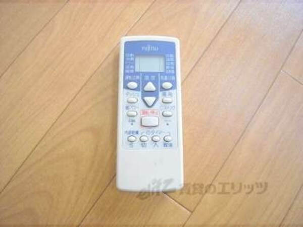 エアコンリモコン