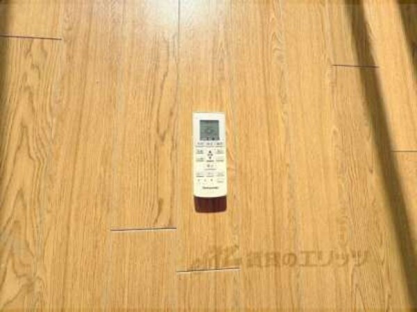 エアコンリモコン
