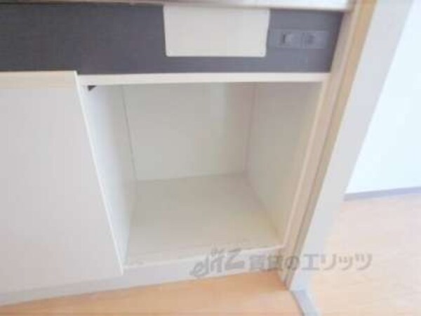 冷蔵庫置場