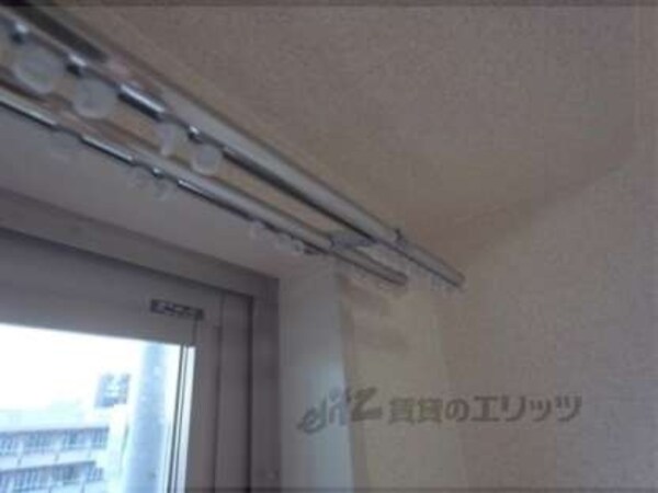 カーテンレール