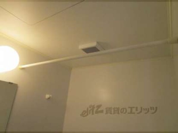 カーテンレール