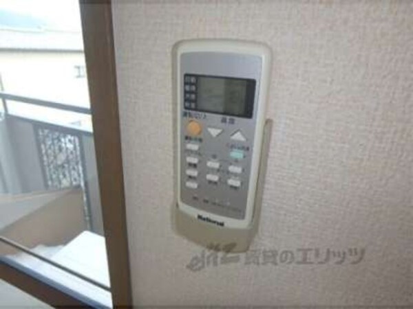 エアコンリモコン