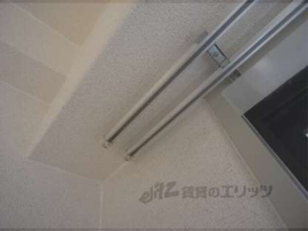 カーテンレール