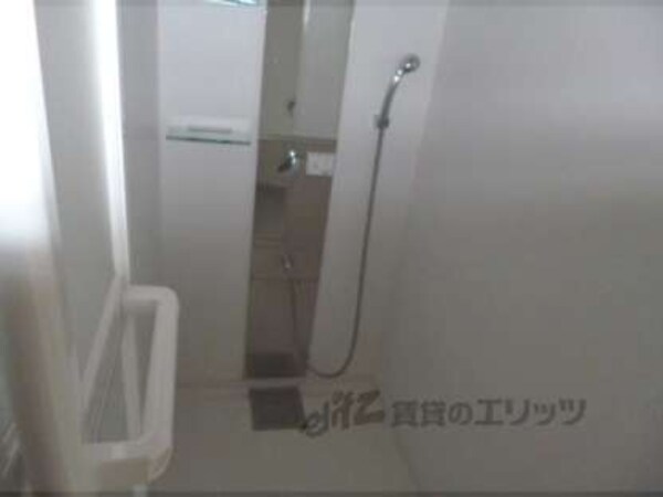 シャワー室