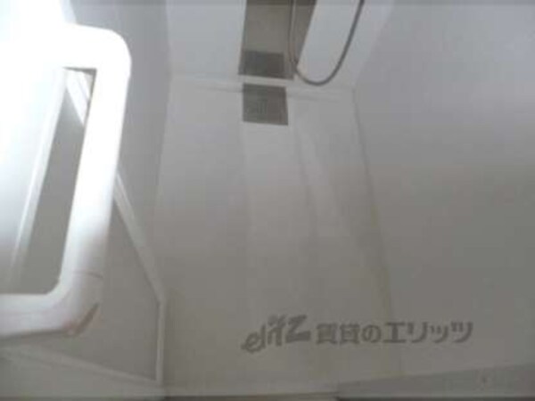 シャワー室