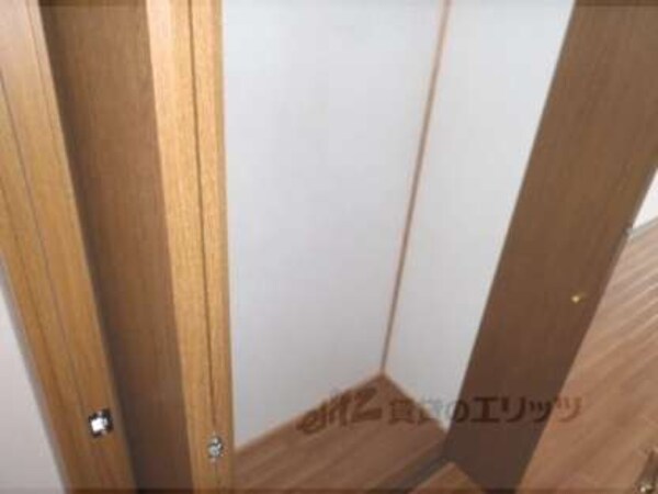 収納(縦に長いクローゼットです)