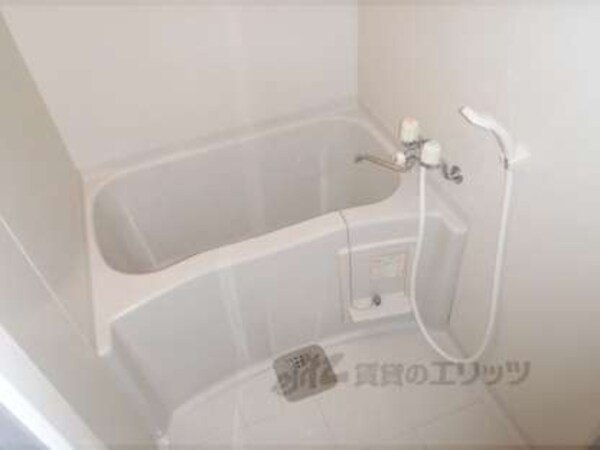 風呂(浴室乾燥機付きのお風呂です)