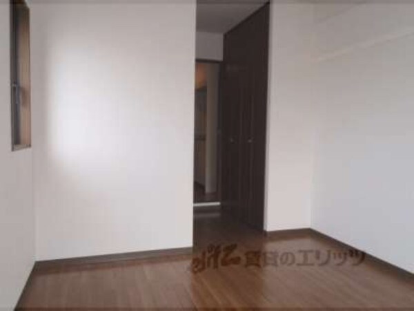 洋室(８帖の使いやすいお部屋)