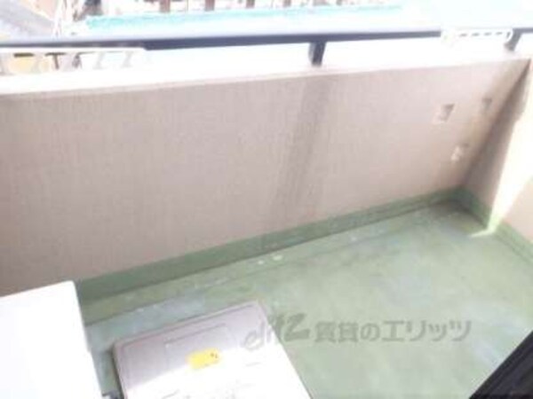 ベランダ(見晴らしのいい６階のお部屋)