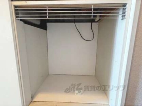 冷蔵庫置場