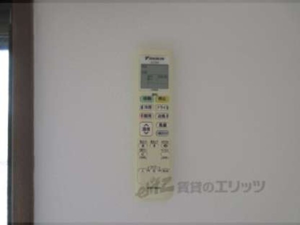 エアコンリモコン