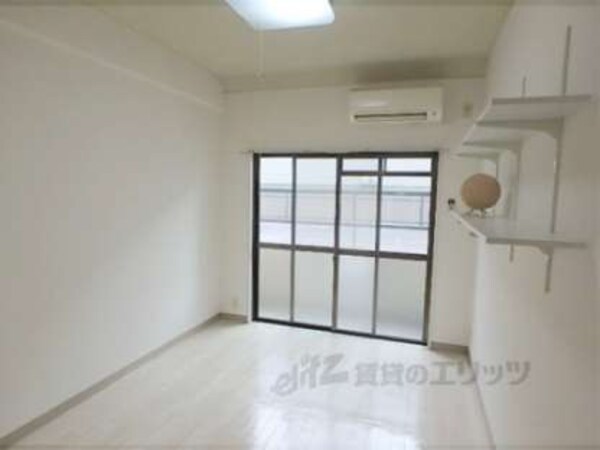 居室(6帖のお部屋です。)