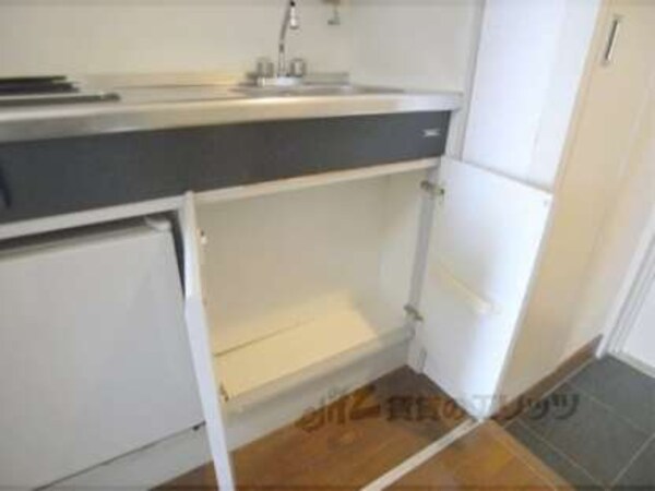 キッチン下部収納