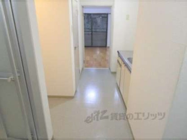 廊下(広々とした廊下)