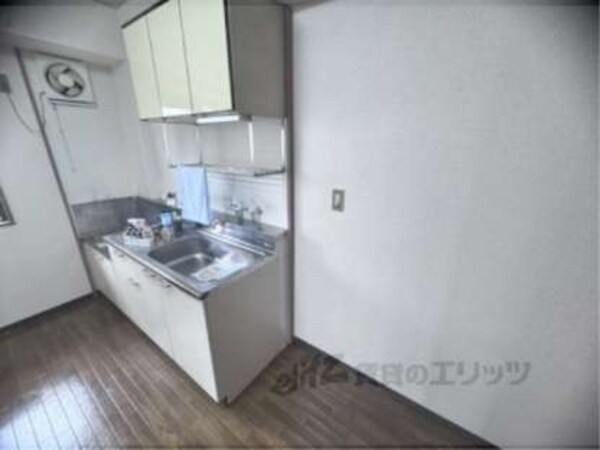 冷蔵庫置場
