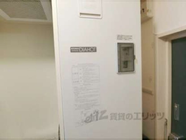 電気温水器