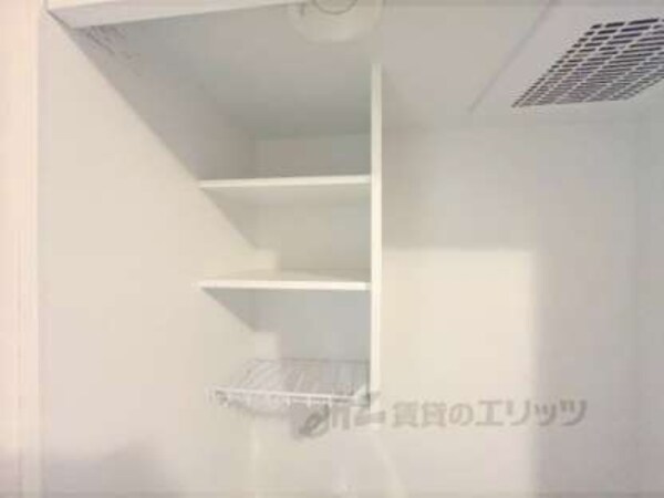 上部収納