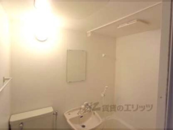 洗面所(ユニットバスの洗面所です。)