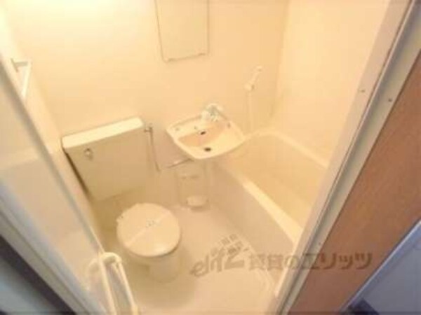 トイレ(ユニットバスのトイレです。)