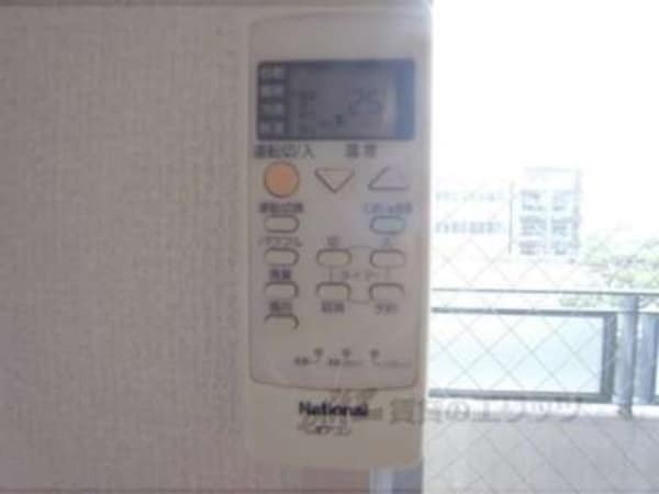 エアコンのリモコン