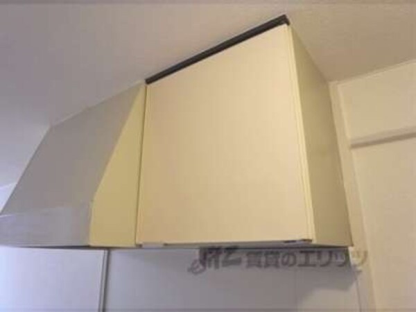 キッチン(上部収納)